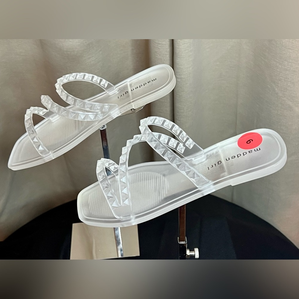 NWT Madden Girl jelly spiked slip on sandals. Women’s size 6. - Picture 3 of 7
